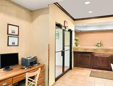 Super 8 By Wyndham Grayville Exteriér fotografie